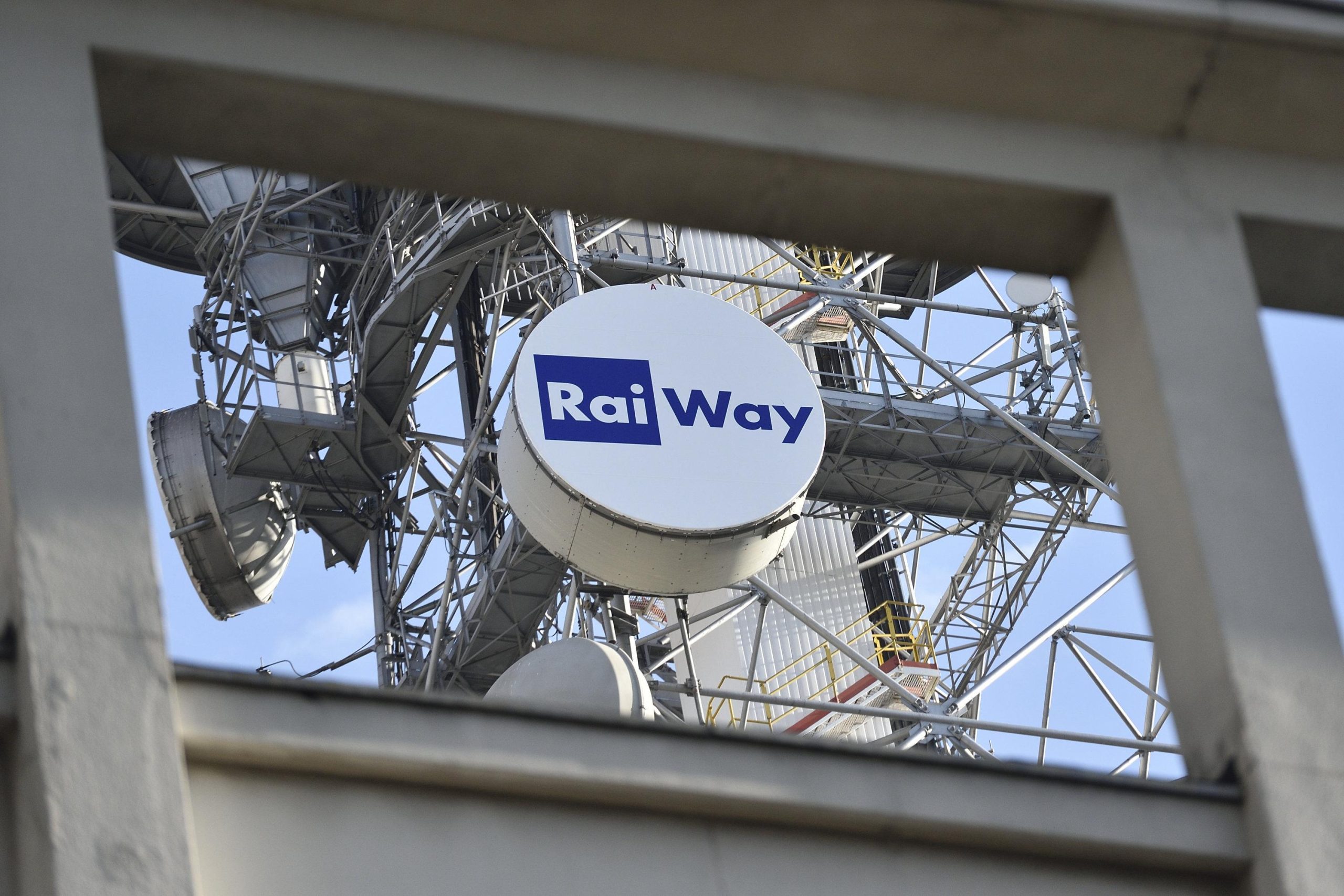 Rai Way fusione Ei Towers