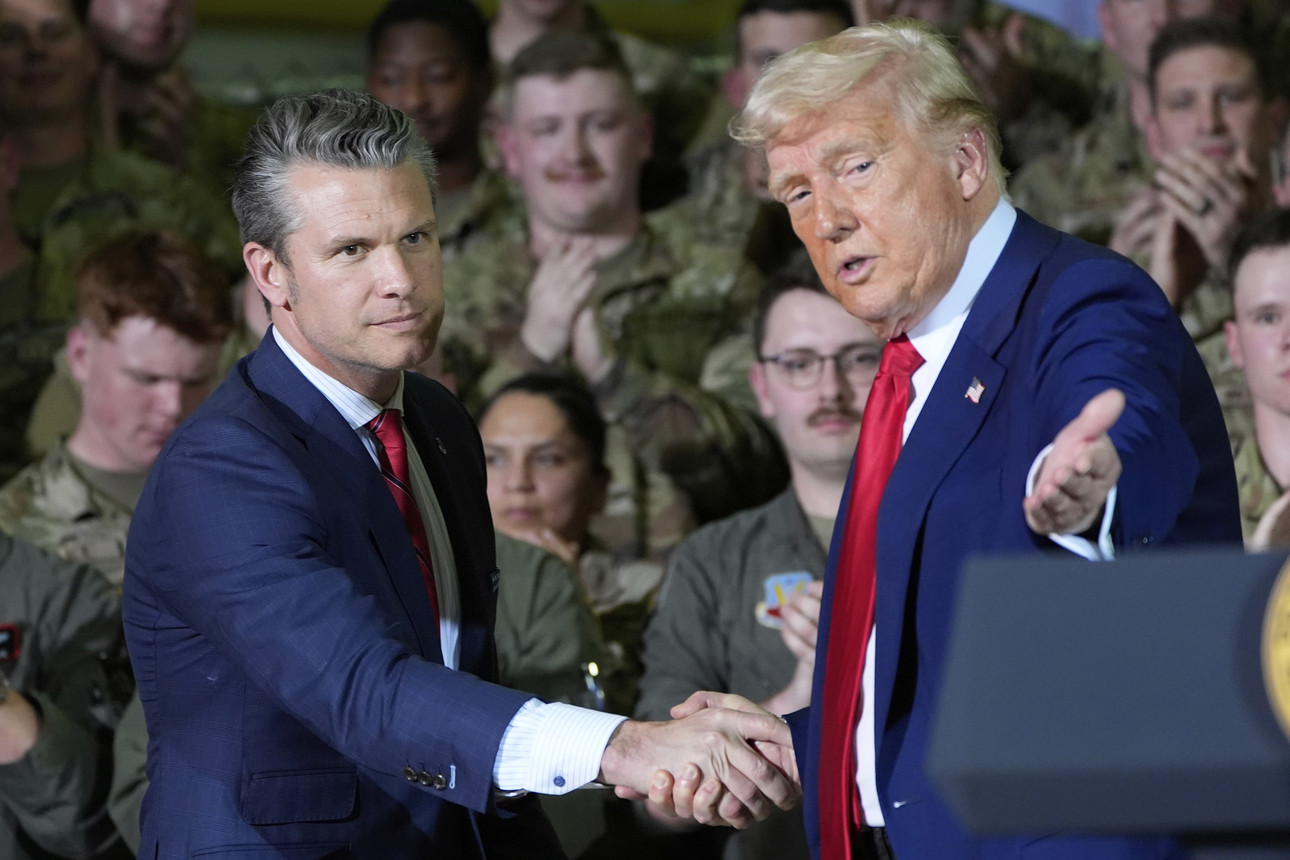 Donald Trump e Pete Hegseth