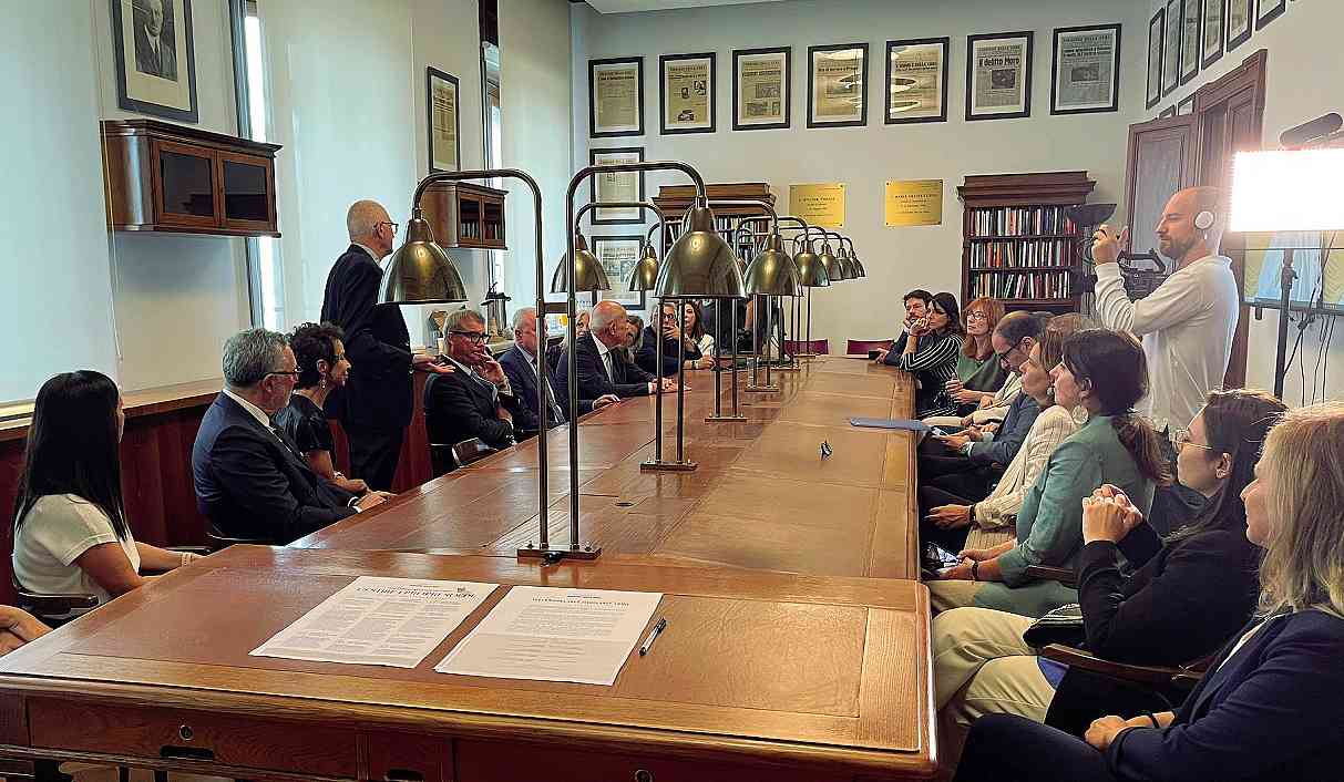 Corriere, una donna, un conto