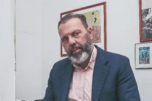 Cristiano Meoni lascia Il Tirreno per “differenze di visione” con l’azienda: è il quarto direttore in quattro anni